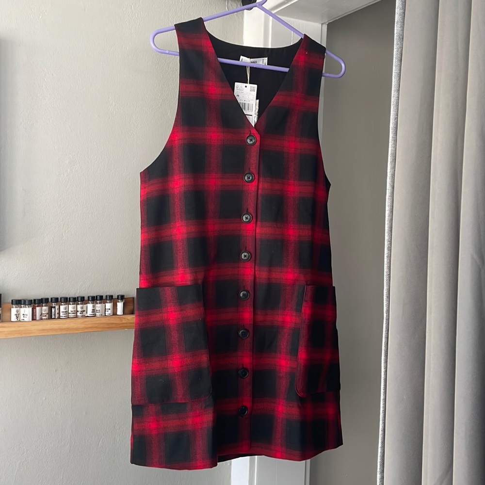 NWT Mango red plaid jumper button down dress WITH POCKETS! Size MEDIUM